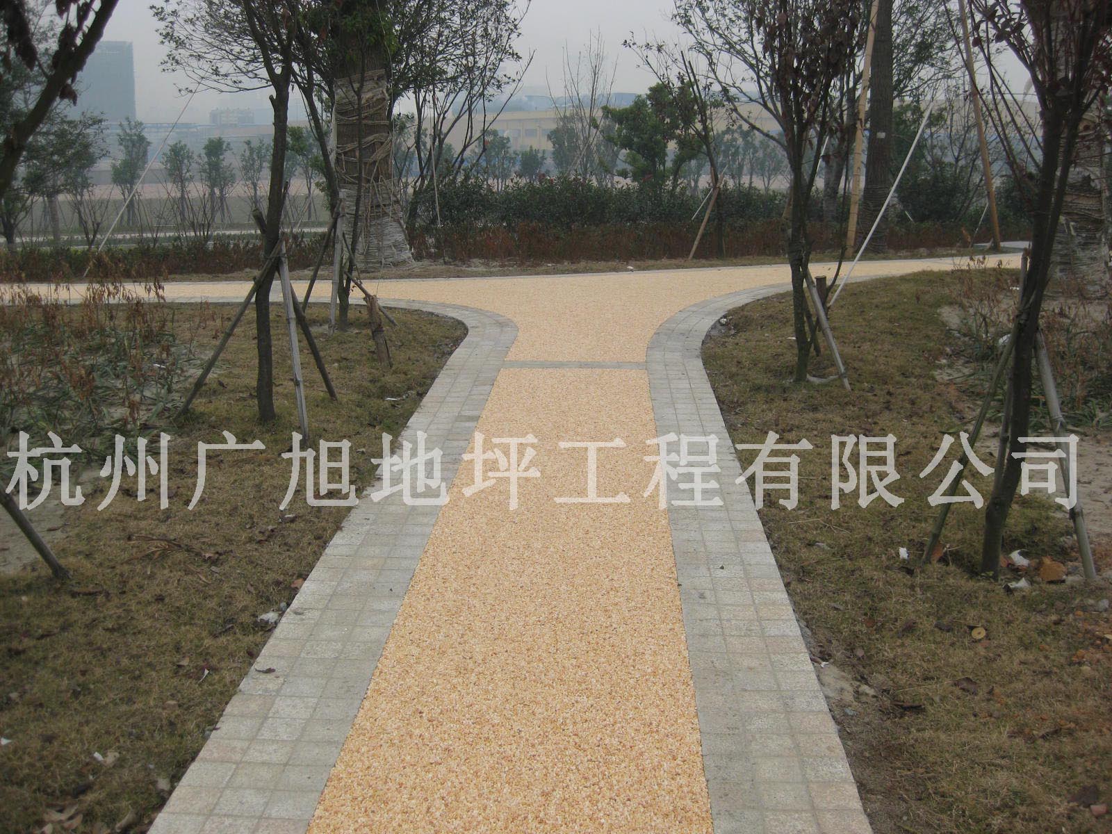 環(huán)氧塑膠石地坪